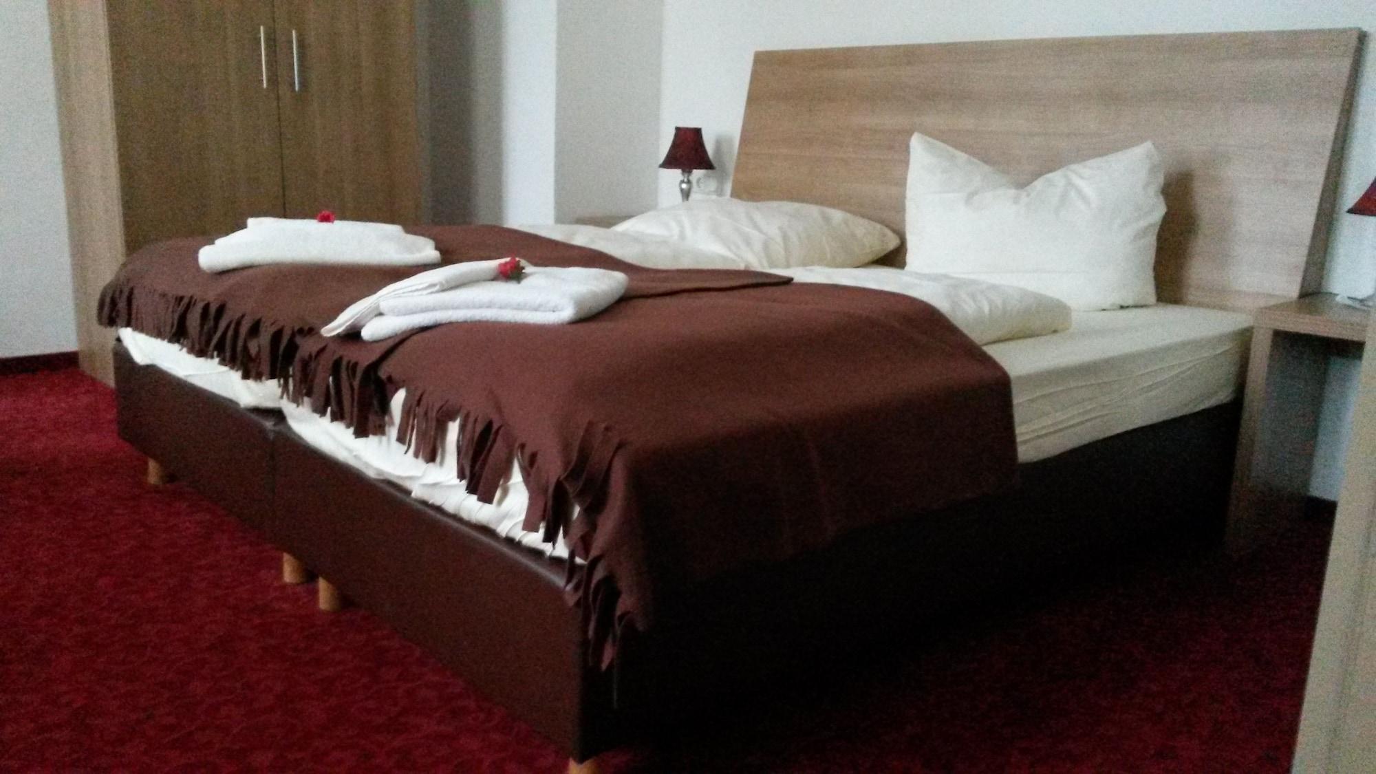 Boutiquehotel Goldene Rose - Self-Check-In Rothenburg ob der Tauber Luaran gambar