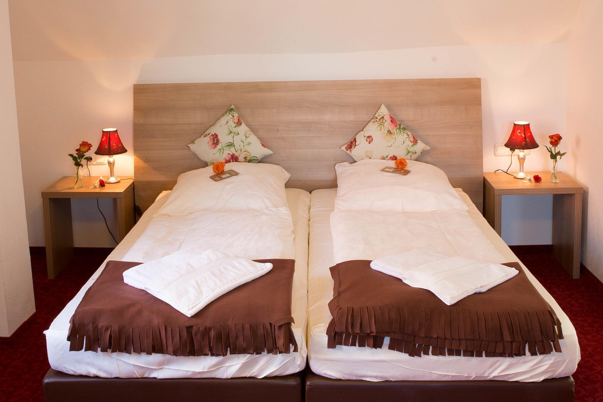 Boutiquehotel Goldene Rose - Self-Check-In Rothenburg ob der Tauber Luaran gambar
